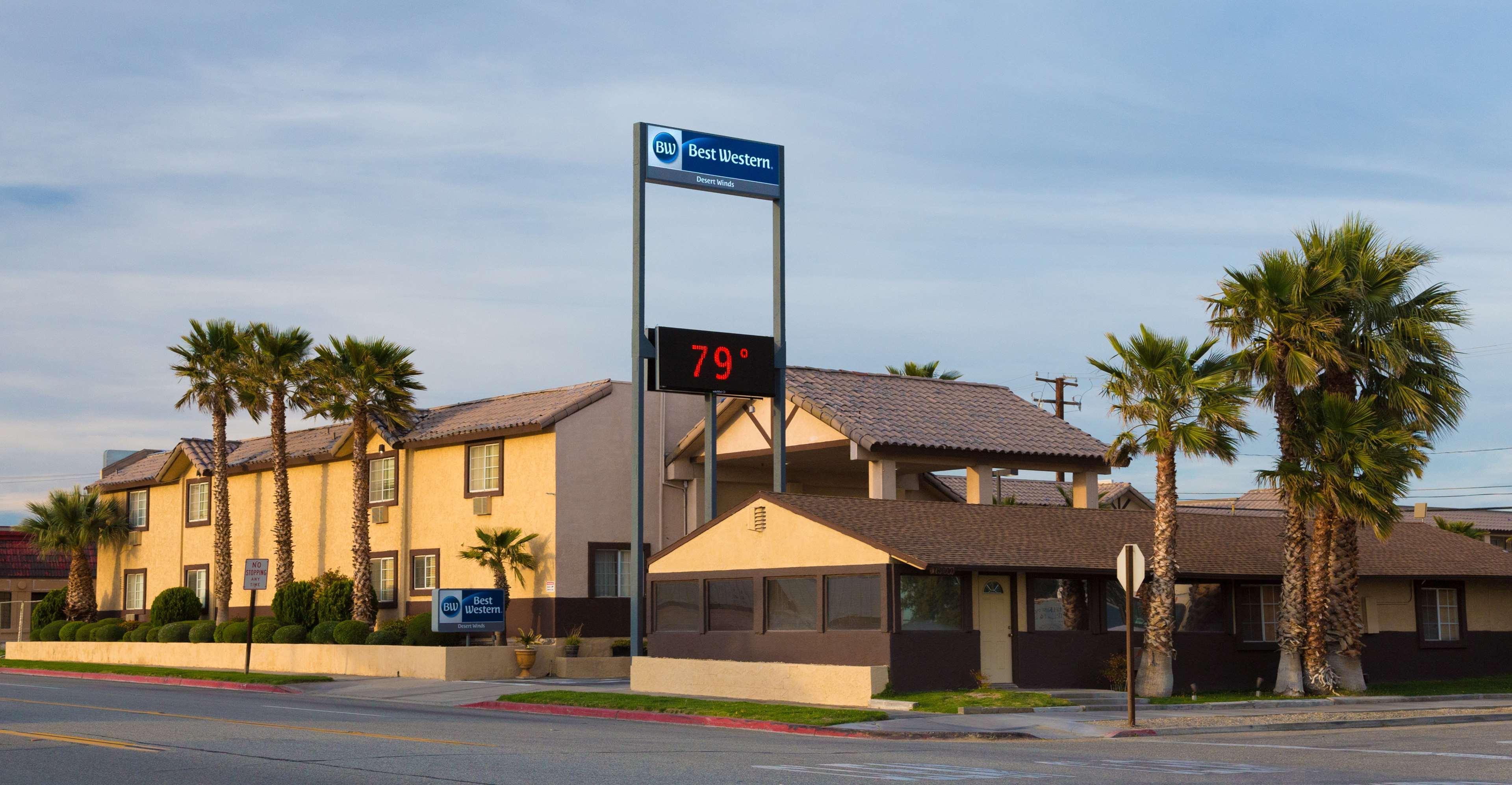 Hotel Best Western Desert Winds Mojave Exterior foto