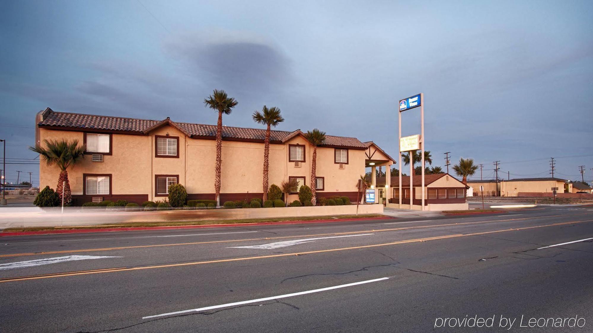 Hotel Best Western Desert Winds Mojave Exterior foto